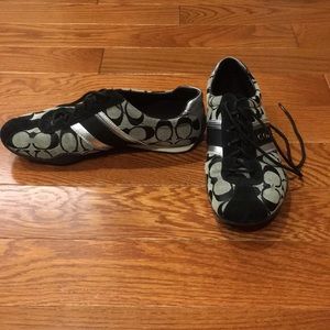 Coach signature sneakers size 7